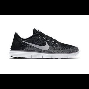 Nike Free RN Distance Shoes